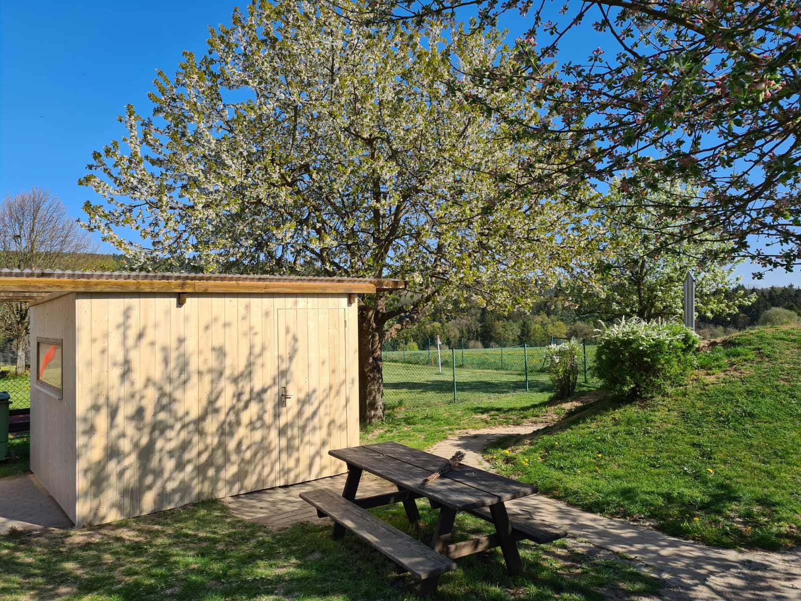 Gartenhäuschen 2